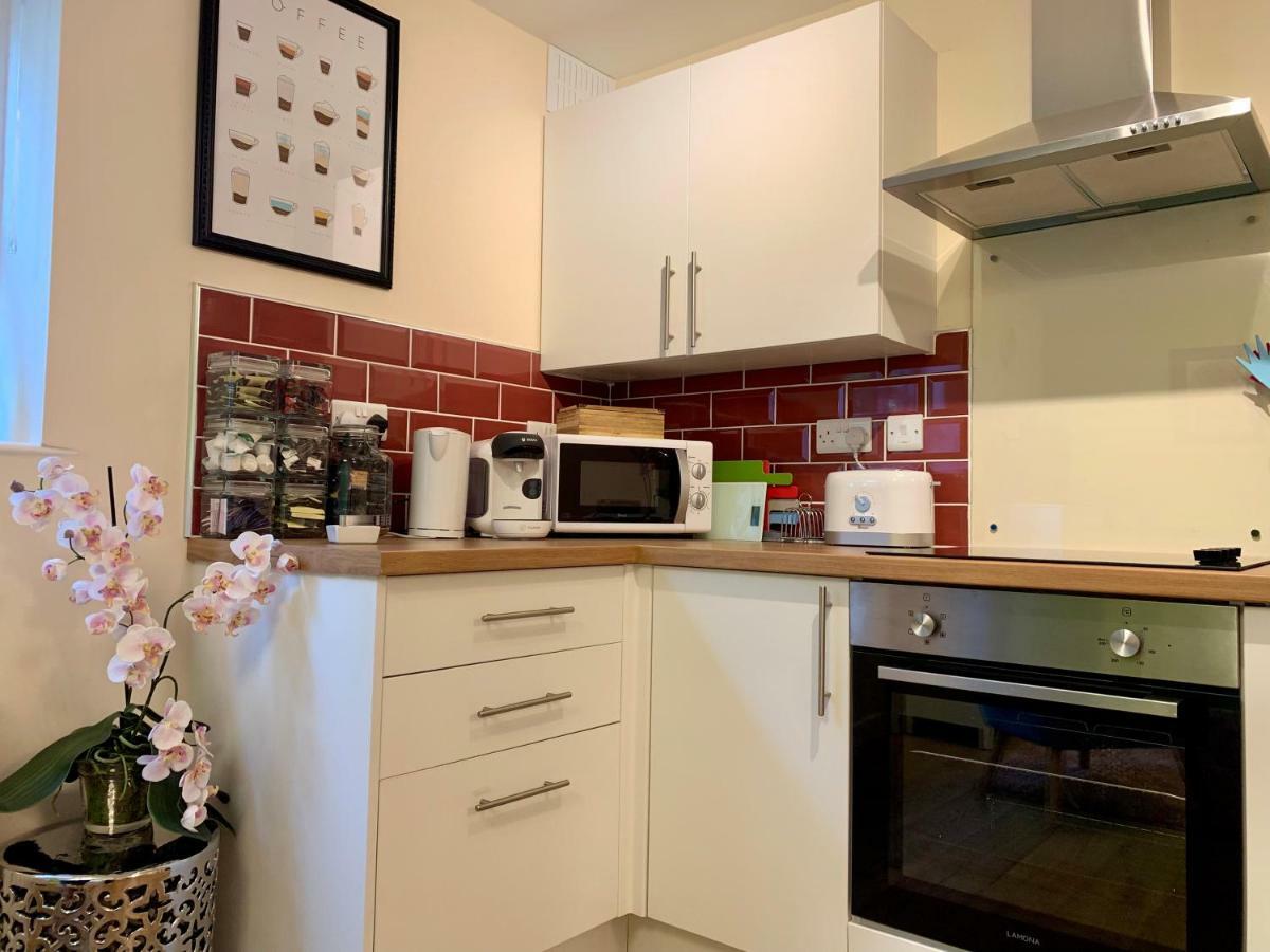 Pristine Apartment In The Centre Of Гластонбери Экстерьер фото